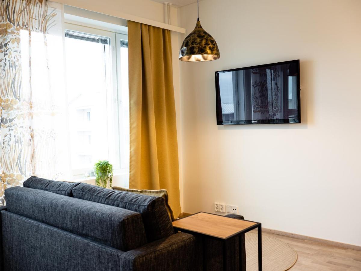 First Comet Apartment *